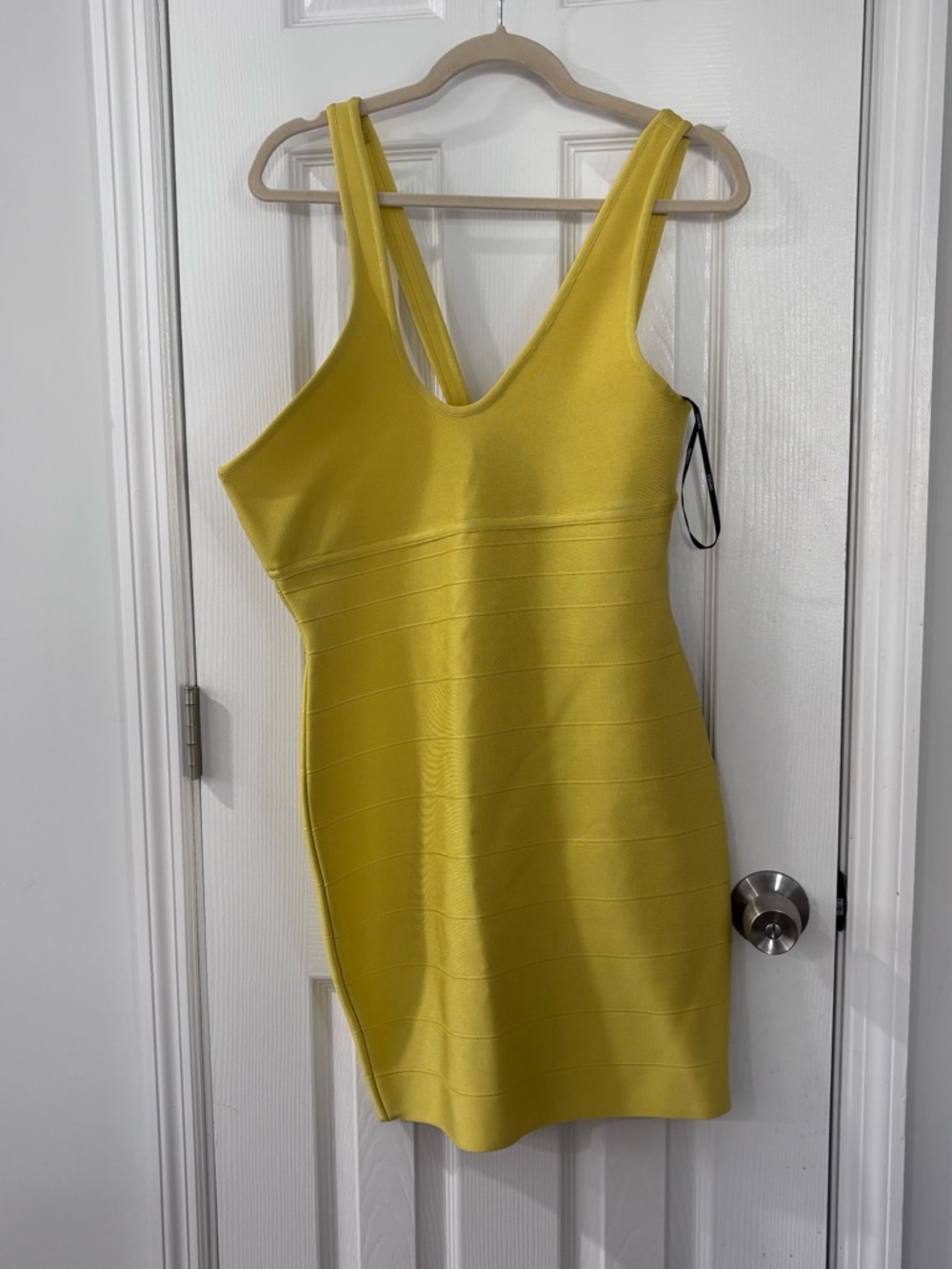🩷Forever 21 Yellow Double-Strap V-Neck Bandage Mini Dress - Picture 3 of 13